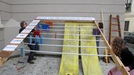Občanské iniciativy se spojily, aby přesvědčily poslance, že nakládání s veřejnými penězi musí být veřejné.