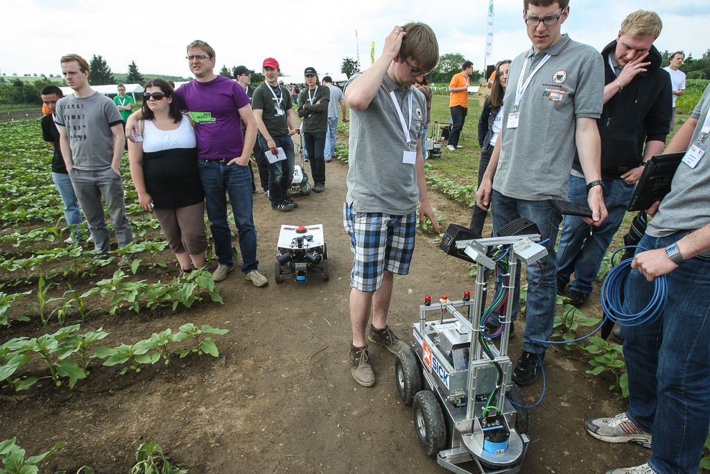 Soutěž polních robotů