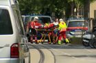 Při střelbě ve škole ve Štýrském Hradci zemřelo nejméně devět lidí a útočník