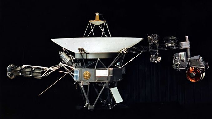Přiblížení sondy Voyager-1 k Jupiteru v roce 1979.