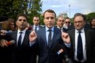 Zeď stavět nebudu. Prezidentský kandidát Macron nabídl azyl ve Francii vědcům a podnikatelům z USA
