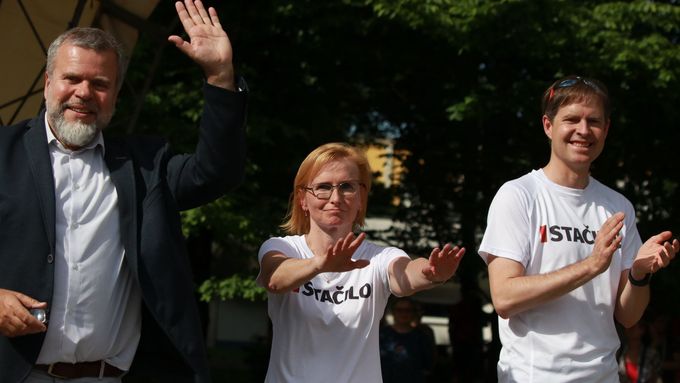 Aktuálně.cz se zeptalo šéfky KSČM Kateřiny Konečné na šéfa STAČILO "Vidláka" i na to, zda její styl není až moc ostrý a nevyvolává nenávist.
