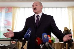 Bělorusko odloží MDŽ, Lukašenko jede na Chávezův pohřeb