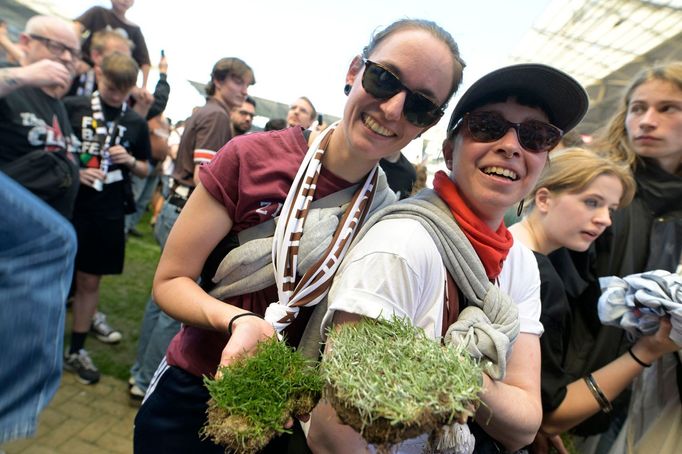 Oslavy postupu St.Pauli do Bundesligy.