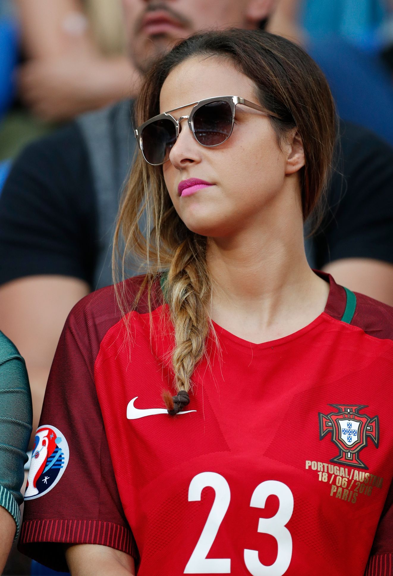 Euro 2016, Portugalsko-Wales: portugalská fanynka