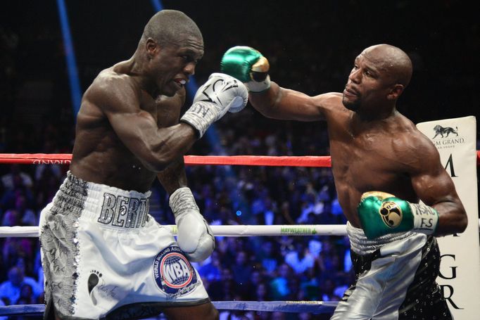 Floyd Mayweather vs. André Berto