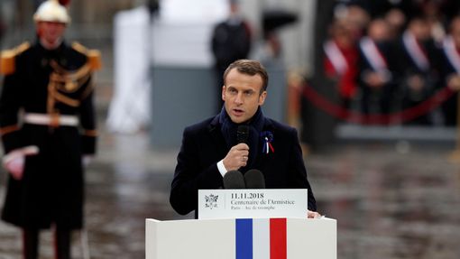 Emmanuel Macron na ceremonii ke 100. výročí konce první světové války.