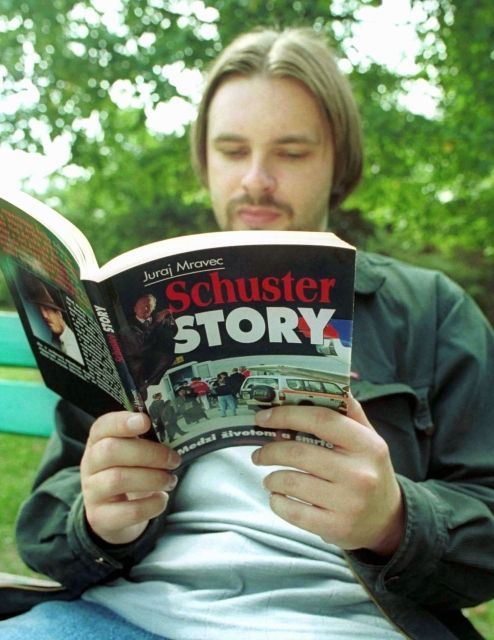 Ernest Valko a kauza Schuster story