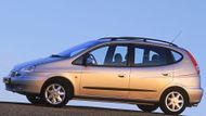 Daewoo umělo nalákat slavná designérská jména. Evandu navrhl Italdesign, kompaktní MPV Tacuma, známé také jako Rezzo, pro změnu Pininfarina. Prodejně ale ani jedno z aut příliš nezazářilo. Produkce MPV skončila v roce 2008 a přímým nástupcem se stal až Chevrolet Orlando. Na konci roku 2003 stálo nové Daewoo Tacuma s dvoulitrovým čtyřválcem bez stokoruny 490 tisíc.