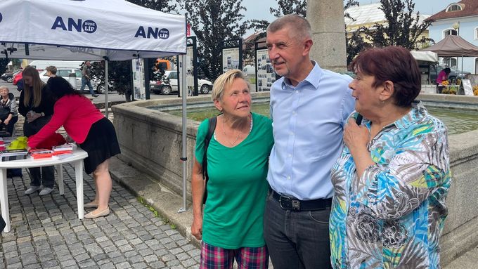 Aktuálně.cz sledovalo reakce voličů Andreje Babiše poté, co se s nimi setkal v předvolební kampani v tomto týdnu ve třech městech.