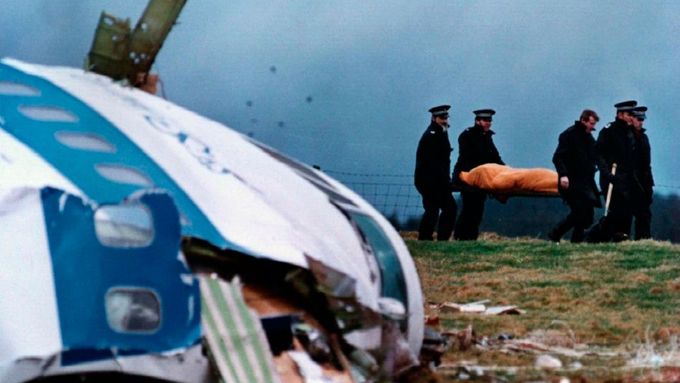 Po teroristickém útoku nad Lockerbie zemřelo 270 lidí. Letadlo měl vyhodit do vzduchu československý Semtex.