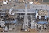 Další archivní snímek a Fukušima 20. března 2011, tedy v době největší krize související s únikem radiace z nechlazených reaktorů.