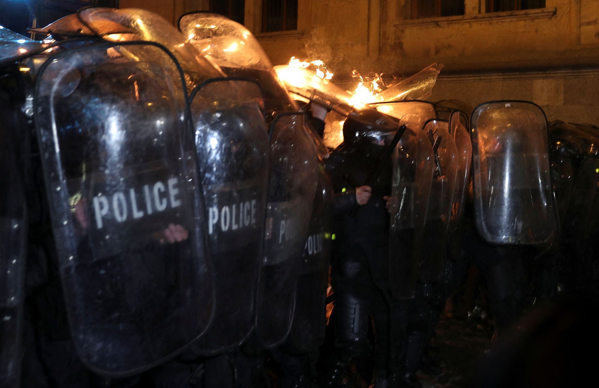 gruzie protesty evropská unie demonstrace vodní děla