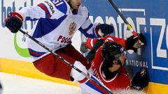 Kanada - Rusko (hit Tjutin vs Clutterbuck)