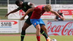 fotbal, příprava 2018, Česko - Nigérie, Antonín Barák a John Obi Mikel