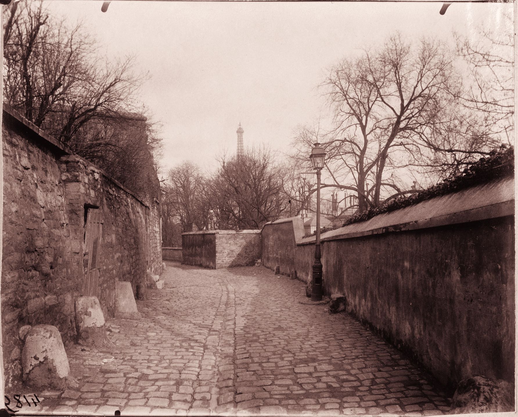 Eugene Atget: Dávná Paříž, historické fotografie