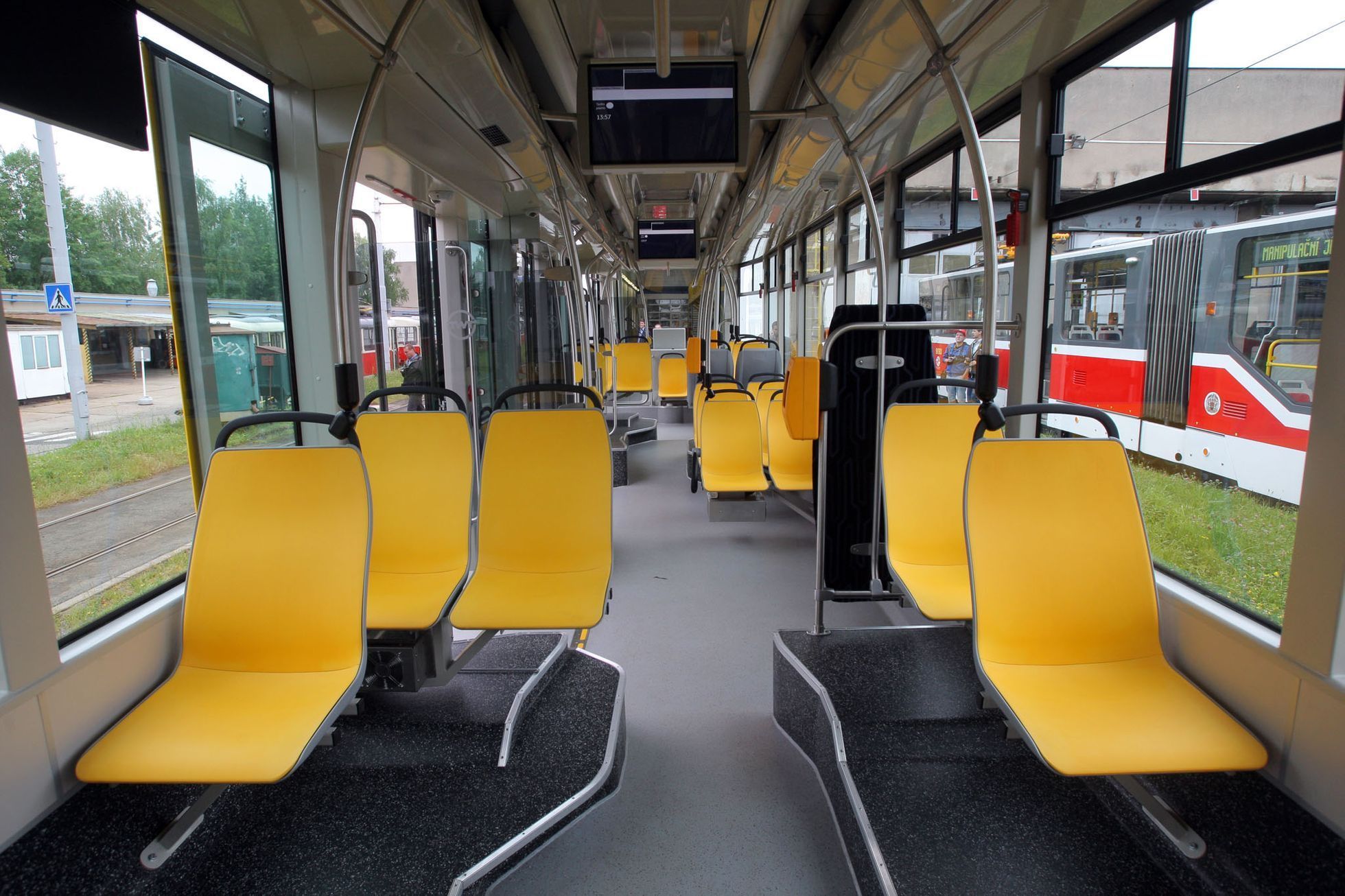 Tramvaj EVO 1 prototyp pro Prahu