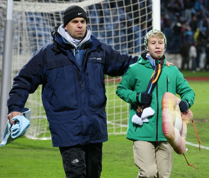 EL, Slovan-Sparta: řádění fanoušků