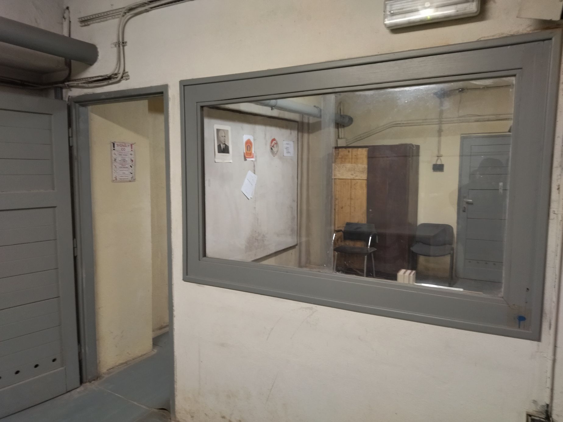 kryt místnost velitel