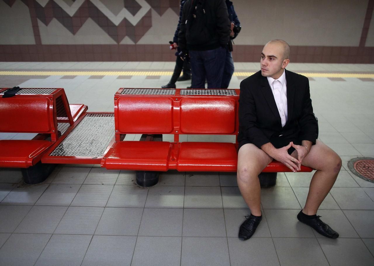 No Pants Subway Ride neboli jízda metrem bez kalhot