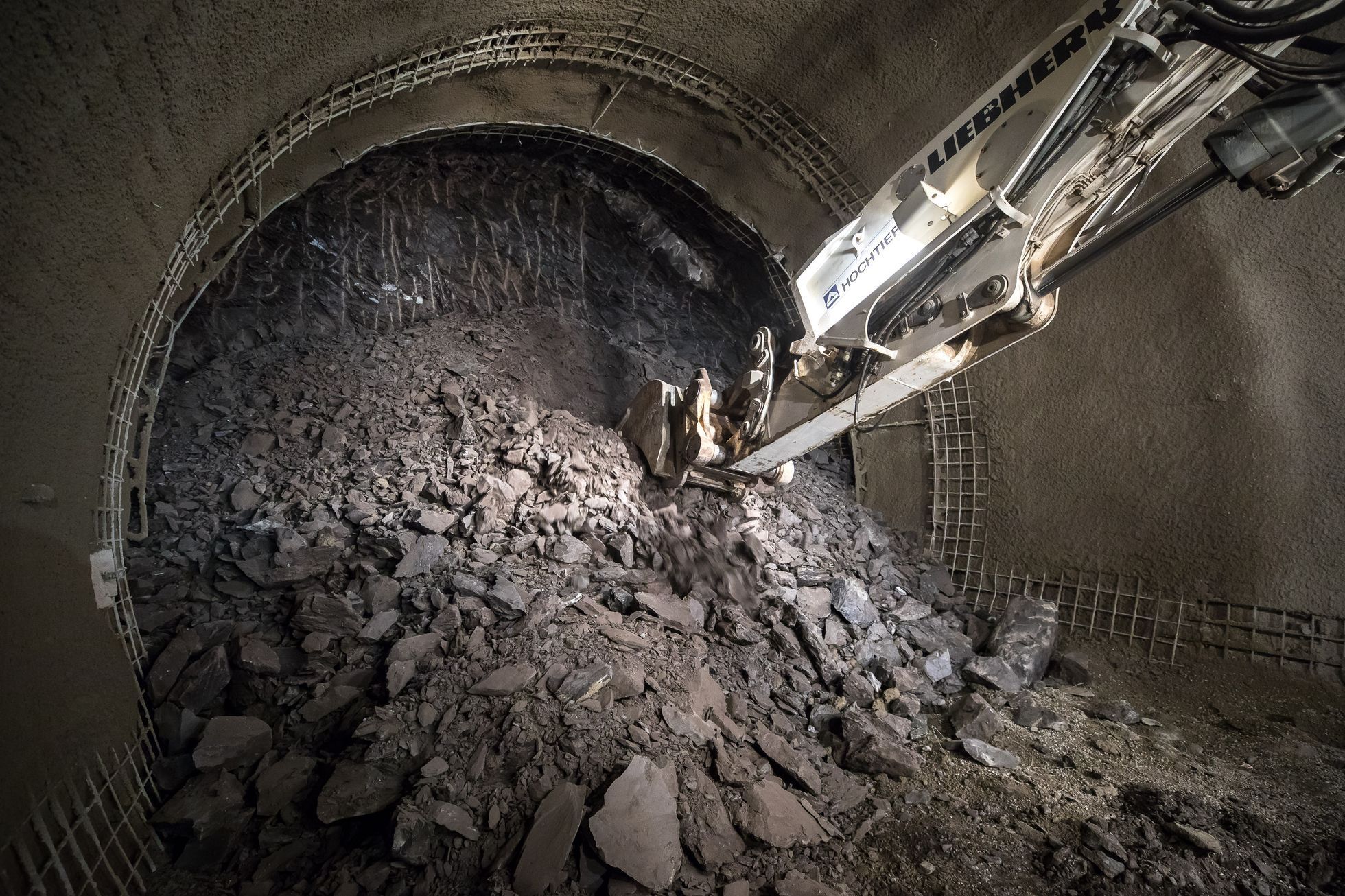 Stavba metro D, rok od zahájení, Dopravní podnik hl.m.Prahy DPP, tunel