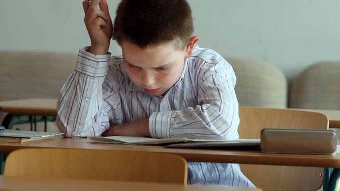 Z pražských základních škol se hodně odchází na víceletá gymnázia po páté i po sedmé třídě.
