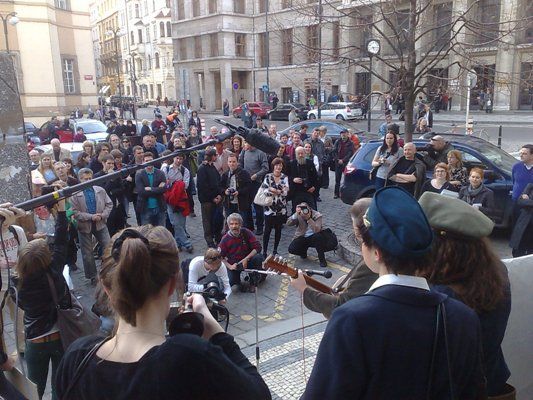 Protikorupční masopustní průvod