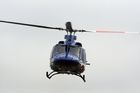 Na severu Německa spadl policejní vrtulník poblíž dálnice. Pád si vyžádal dvě oběti