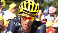 ALBERTO CONTADOR (31, Španělsko, Tinkoff-Saxo, vítěz z let 2007 a 2009): Španělský vyzyvatel a dvojnásobný šampion Tour (třetí triumf mu byl pro doping odebrán) se v roce 2014 nachází v naprosto rozdílném rozpoložení než jeho britský rival. Jeho pověstný tanec v pedálech opět nalezl svou dřívější lehkost, sílu a výbušnost a „El Pistolero“ vládl jarním etapovým závodům. Navíc se zdálo, že bude disponovat i o něco silnější týmovou podporou než jeho hlavní soupeř. Uvidíme, kolik paseky nadělá absence Romana Kreuzigera.