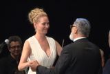 Roku 2017 přivítal prezident festivalu Jiří Bartoška americkou herečku Umu Thurmanová, kterou proslavila postava Mii ve snímku Pulp Fiction. Držitelka Zlatého glóbu za film Duševní slepota převzala cenu.