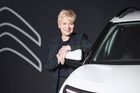 Přední evropskou automobilku opět povede žena. Linda Jacksonová bude šéfovat Peugeotu