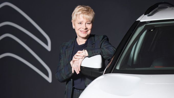 Linda Jacksonová ještě jako šéfka Citroënu.