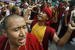 Tibetem otřásla další vlna násilí, exil hlásí 8 mrtvých