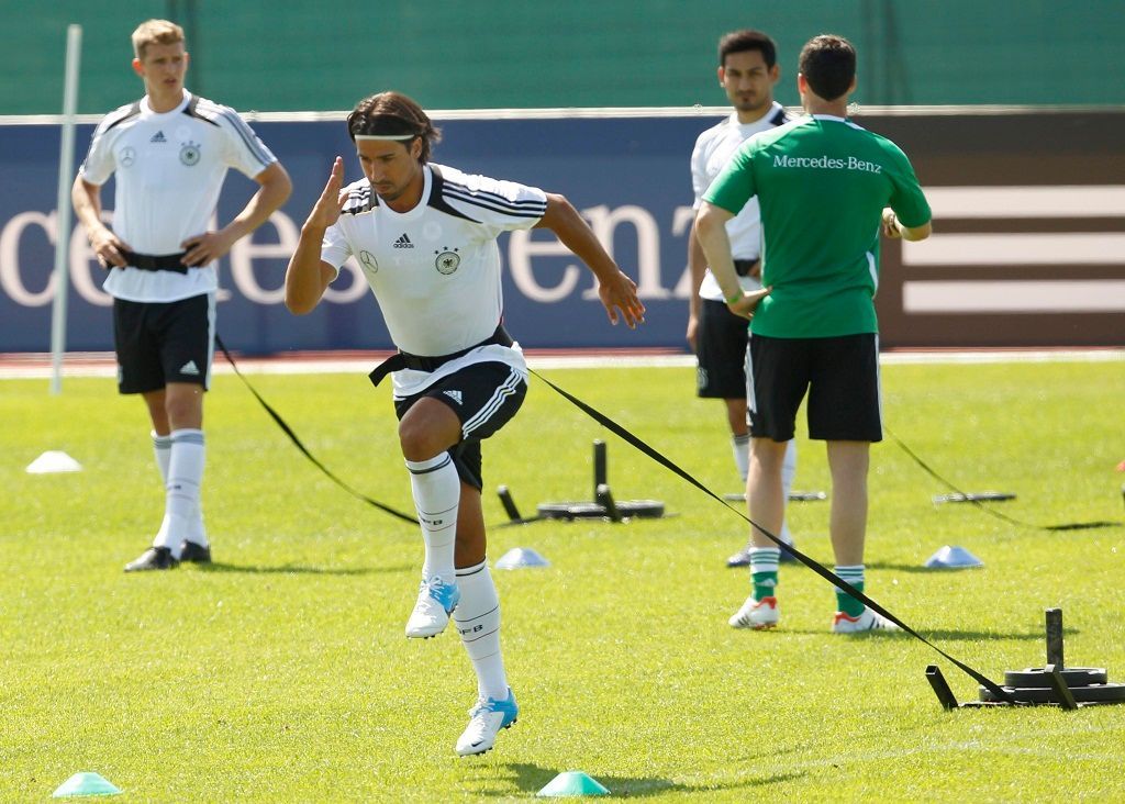 Německá fotbalová reprezentace, trénink, Euro 2012 (Khedira)