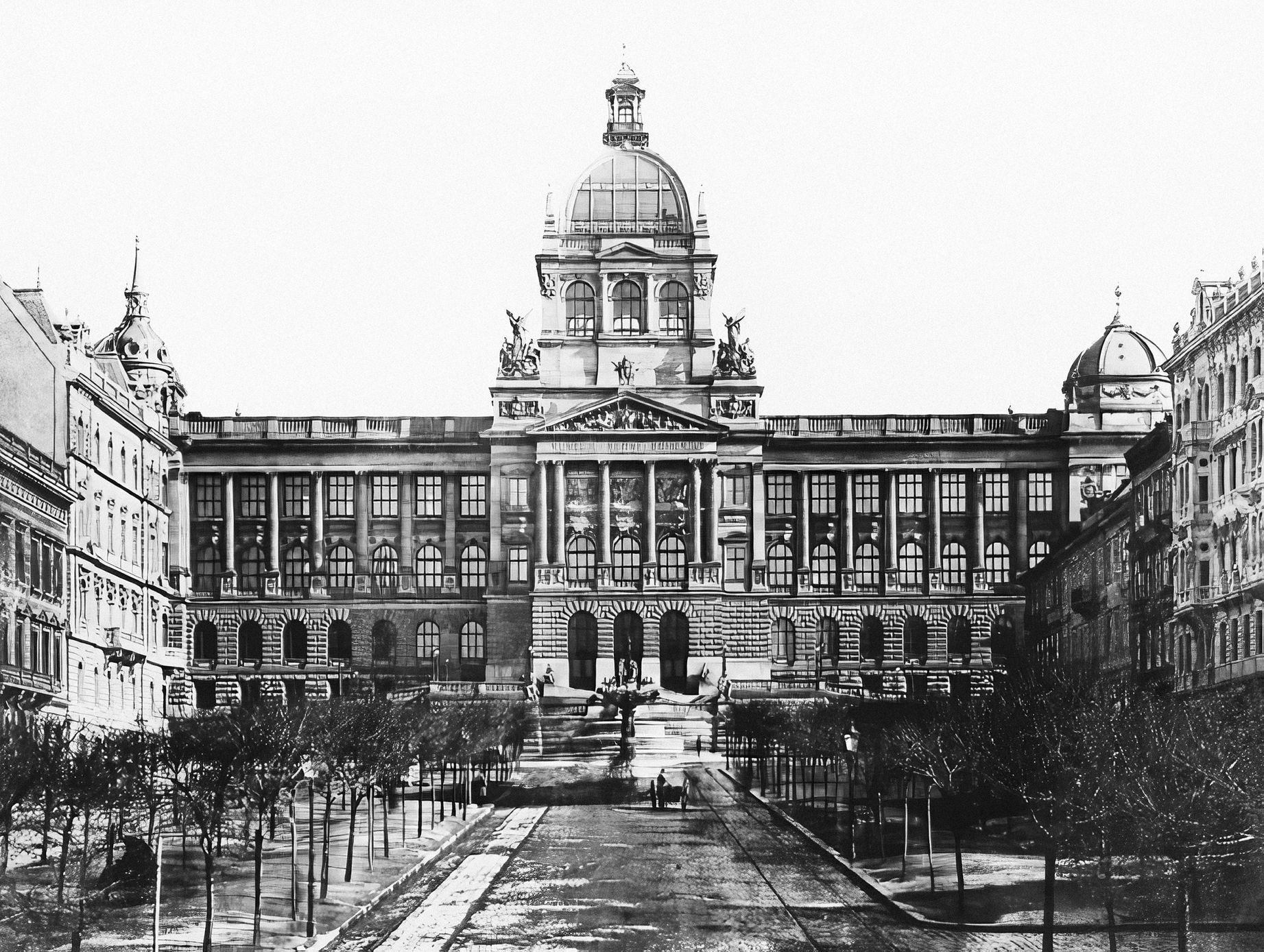 Jednorázové užití / Fotogalerie / Uplynulo 130 let od otevření Národního muzea v Praze
