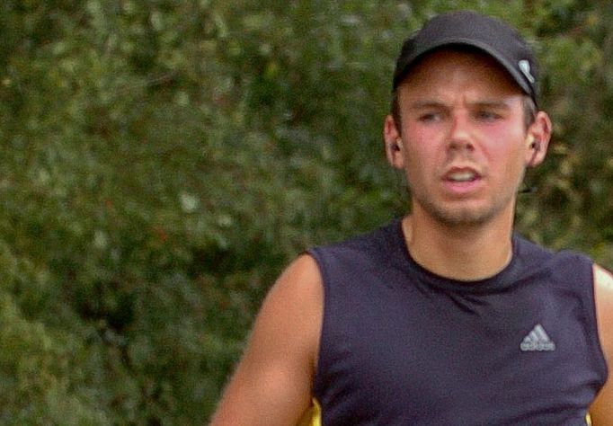 Andreas Lubitz při půlmaratonu v Hamburku.