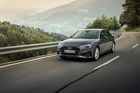 Strádající Audi bojuje snížením cen. Modernizované Audi A4 stojí stejně jako Passat