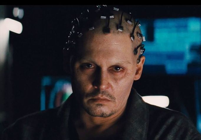 Johnny Depp (Transcendence).