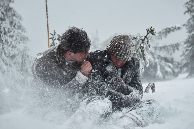 Snímek z Posledního závodu.