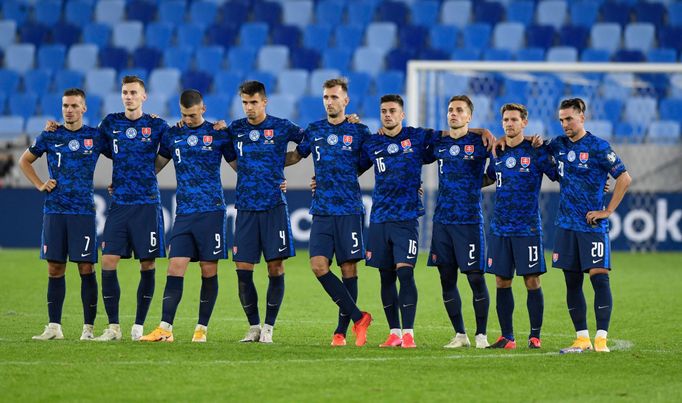 Soccer Football - Euro 2020 Qualification Play off - Slovakia v Republic of Ireland - Tehelne pole, Bratislava, Slovakia - October 8, 2020. Slovakia players line up durin