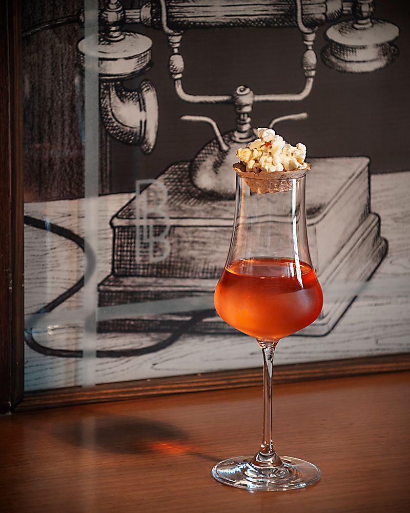 1908_Tha bankers bar - Cacao