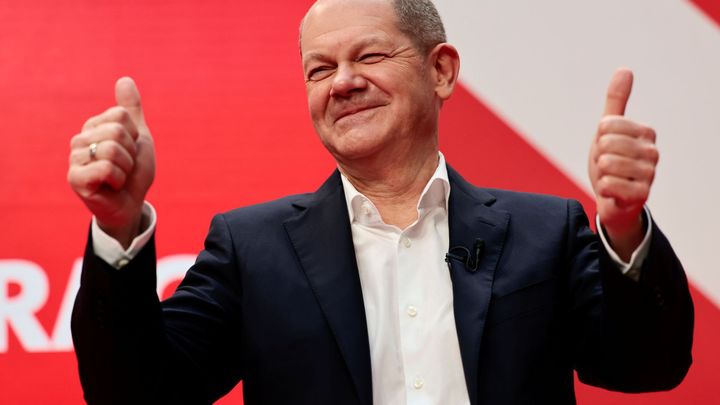 Guten tag, tady nový kancléř. "Robot" Scholz miluje běhání, teď stane v čele Německa; Zdroj foto: Reuters