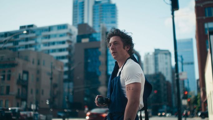 Exteriérové scény se tradičně natáčely převážně v Chicagu.