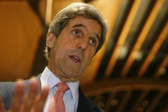 Obama nominoval na šéfa diplomacie Johna Kerryho