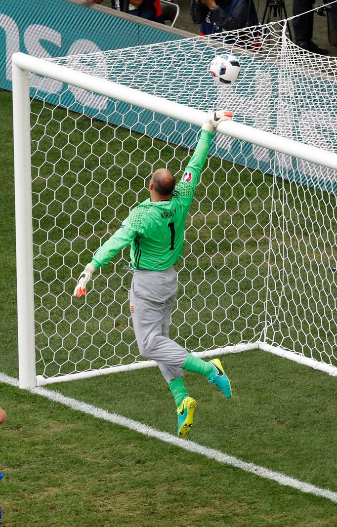 Euro 2016, Maďarsko-Island: Gábor Király