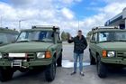 "Lanďák" pro obávané Krakeny. Jak jsme dovezli sanitky elitě ukrajinské armády