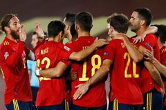 Držení míče není všechno. Už ani Španělé nelpí na systému tiki-taka