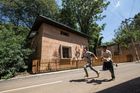 Stromový dům nebo barevný hospic: Světovou cenu za architekturu získal projekt čínské vesnice