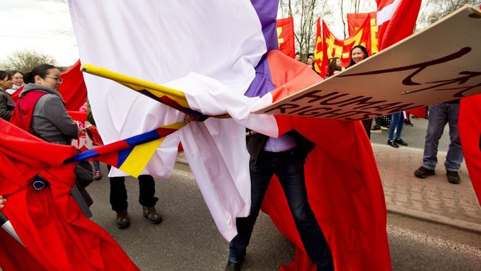V soutěži Czech Press Photo zvítězil snímek protestů proti návštěvě čínského prezidenta