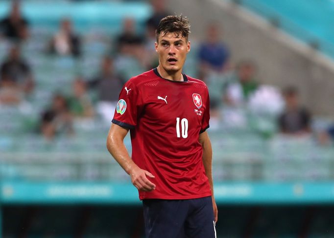 Patrik Schick ve čtvrtfinále proti Dánsku.